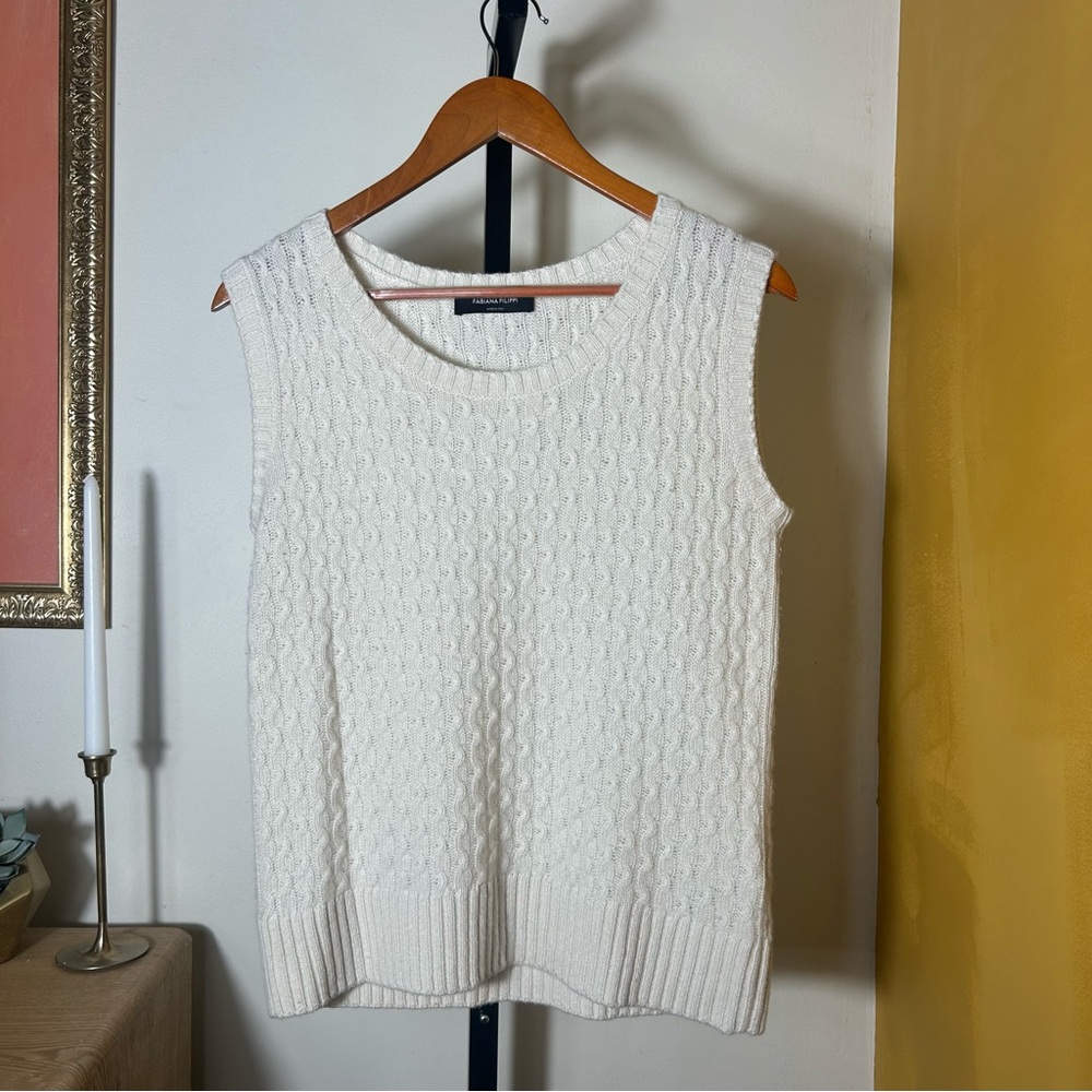 Fabiana Filippi Italy Cashmere Cable Knit Sweater Vest Quiet Luxury Cream Size 4